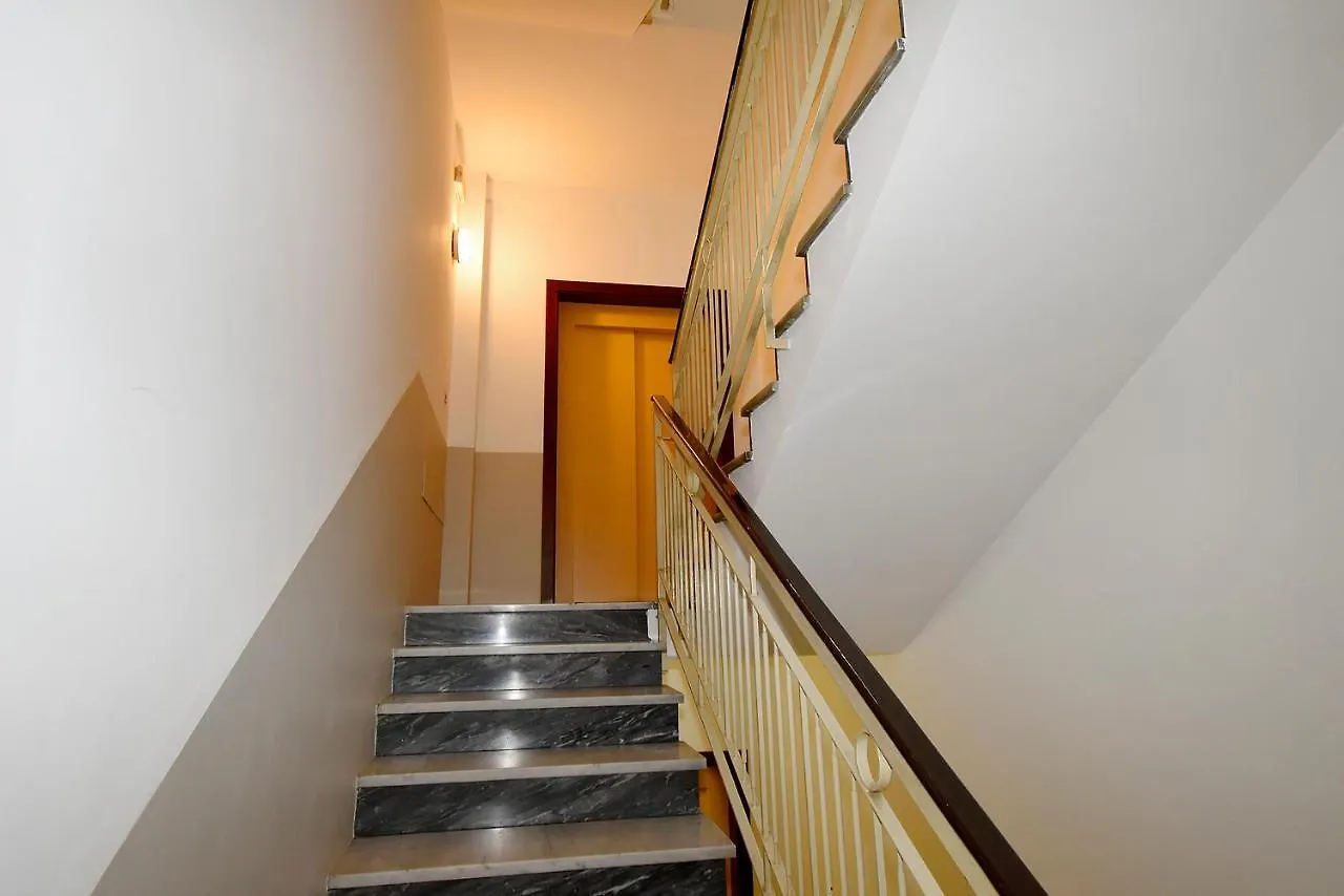 Casa Kandinsky - 10 Minuti Da Aeroporto Di Linate Apartment Milan Italy