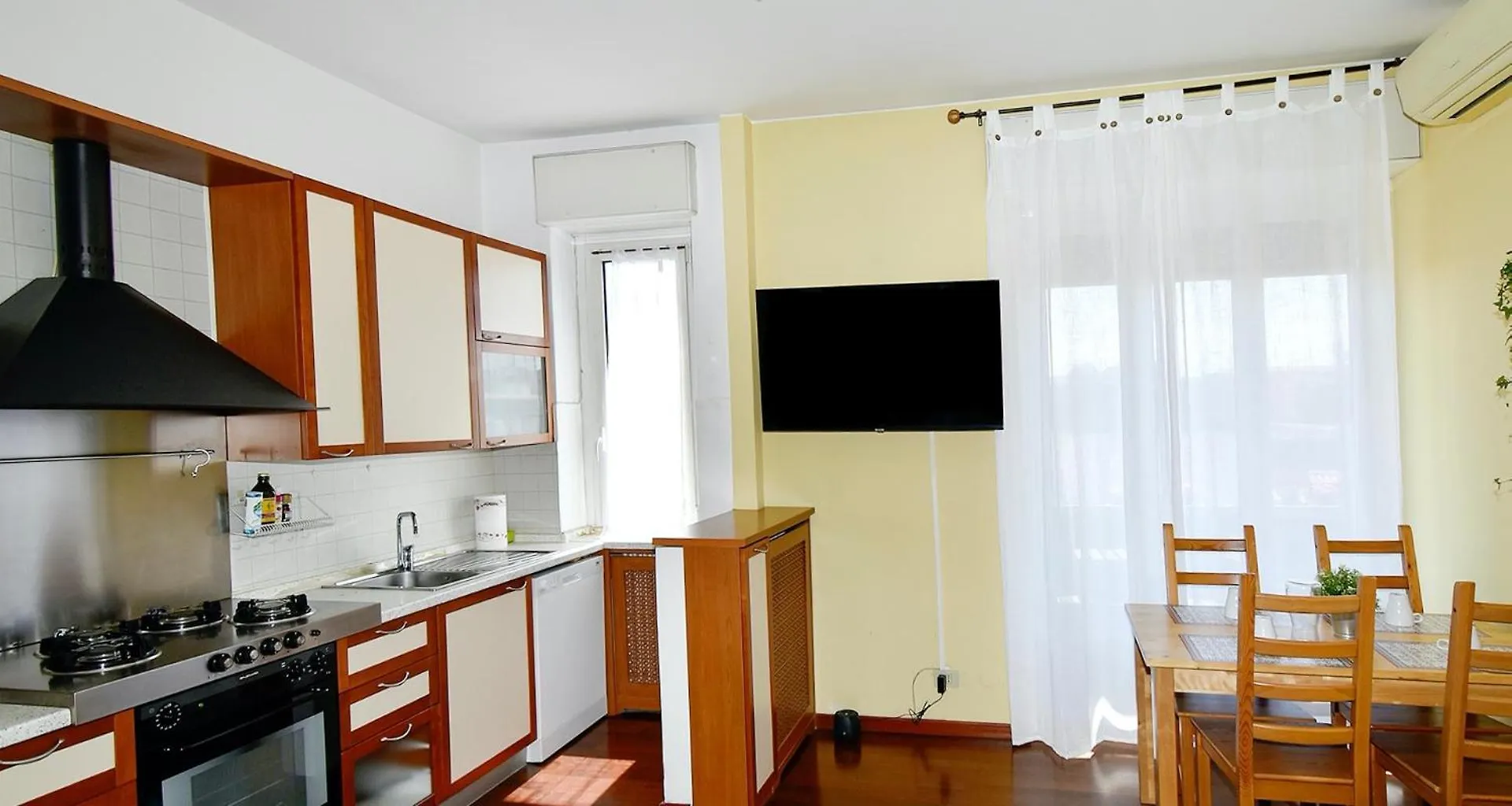 Casa Kandinsky - 10 Minuti Da Aeroporto Di Linate Apartment Milan