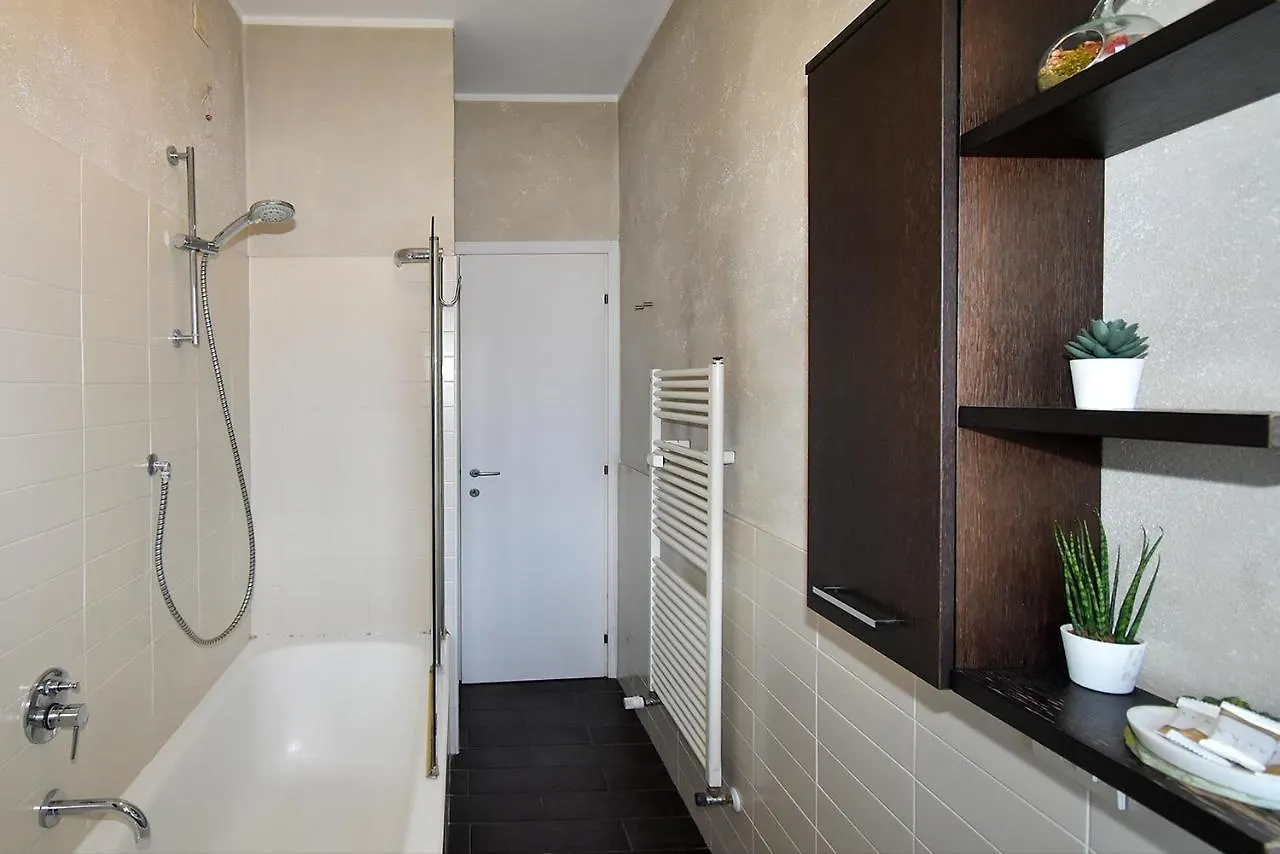 Casa Kandinsky - 10 Minuti Da Aeroporto Di Linate Apartment Milan